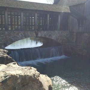 Meet your Posher, Chad